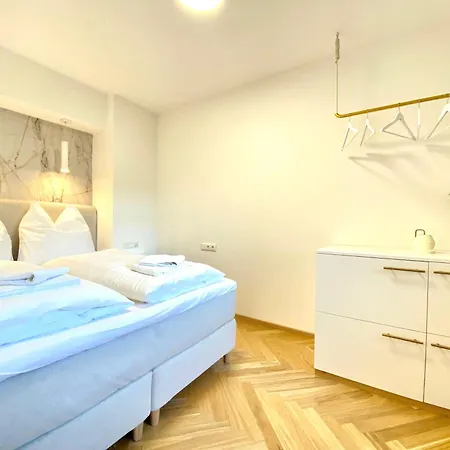 Апартаменты Butler Golden Glory I Zentrum I Kueche I Parken I Netflix Фюссен