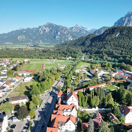 Apartment Mit Balkon & Parkplatz Im Zentrum Fuessen Appartement