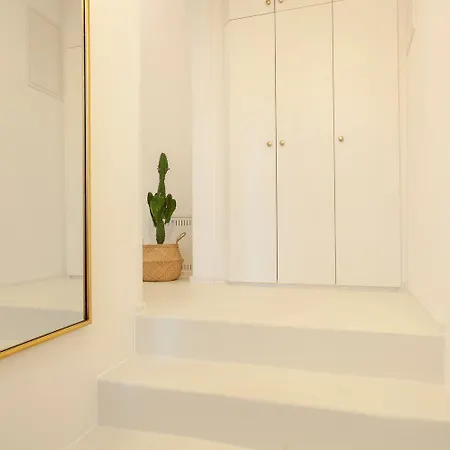 Mit Balkon & Parkplatz Im Zentrum Apartment *