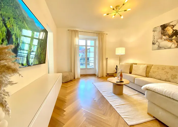 Appartement Apartment Mit Balkon & Parkplatz Im Zentrum Fuessen *