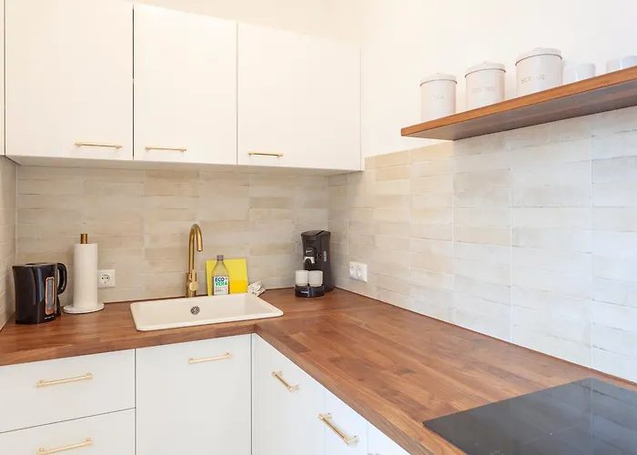 Apartment Mit Balkon & Parkplatz Im Zentrum Fuessen Füssen